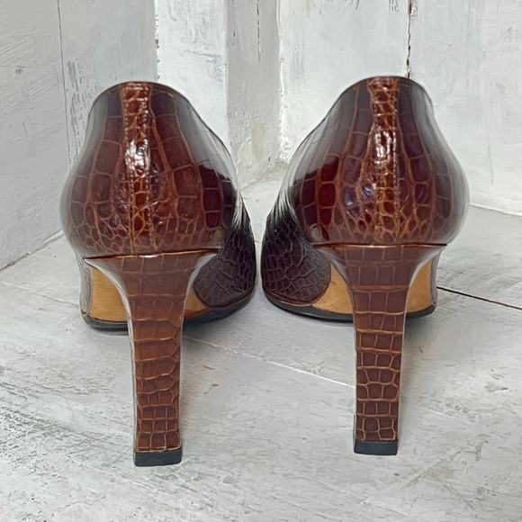 Manolo Blahnik Kayami Alligator Leather Heeled Pumps Chocolate Women's 39 / 8 - Picture 5 of 6